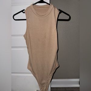 SHEIN top XS/S or can even fit medium